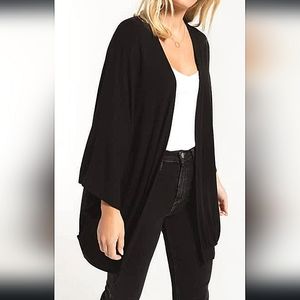 Small Z Supply Premium Fleece Oversized Cardigan in Black